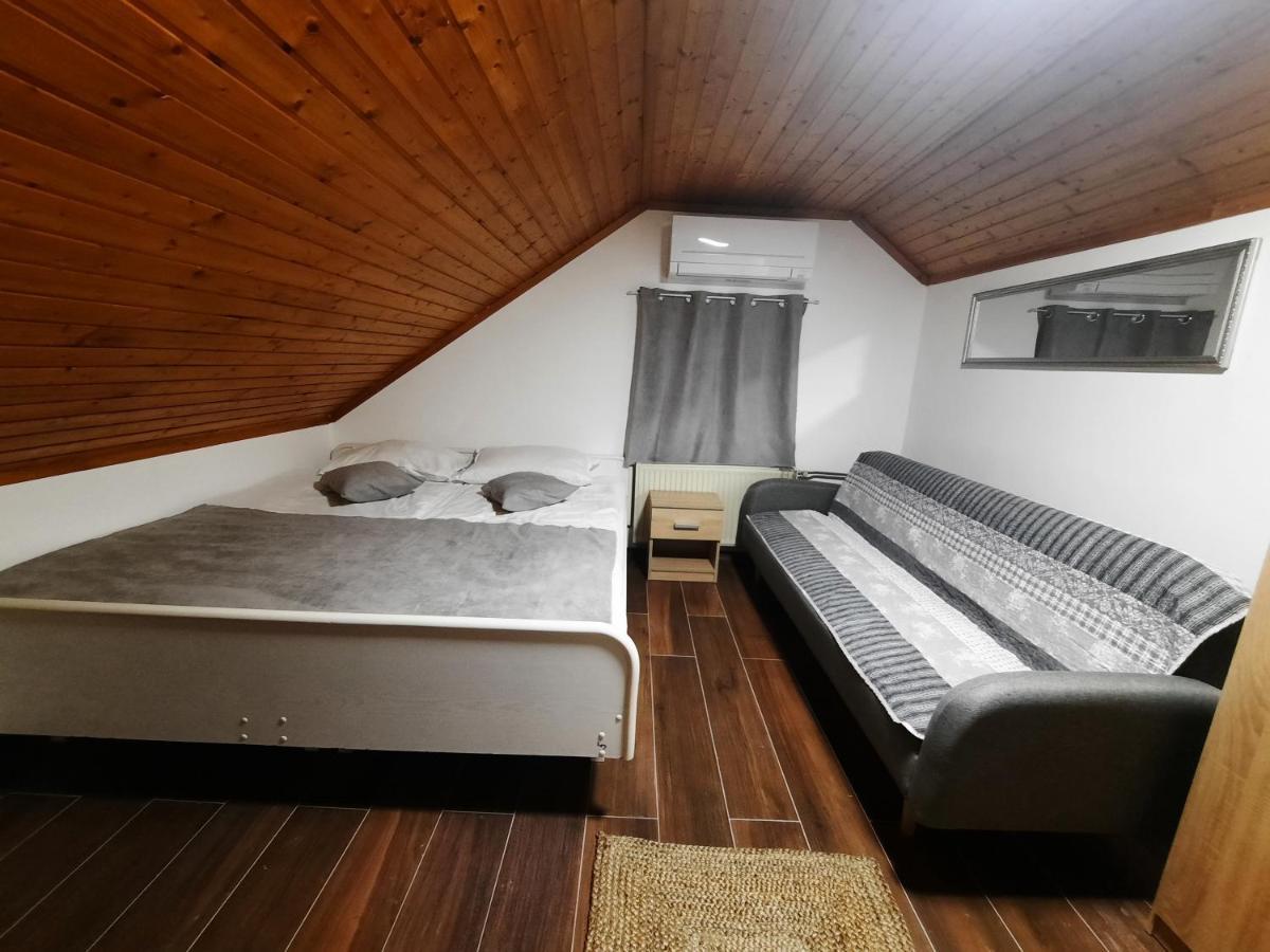 Gostisce Jezero Bed and Breakfast Medvode Εξωτερικό φωτογραφία
